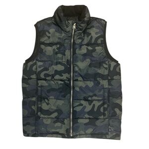 Boys GAP Kids Medium Green & Black Camouflage Puffer Best